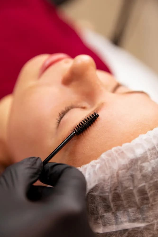 Brow- en wimperlift Head Spa Enschede